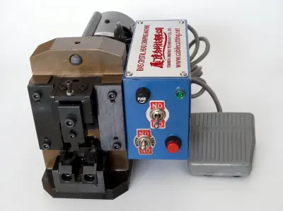Automatický krimpovací stroj RJ45 s křišťálovou hlavou WPM-PC Thumb