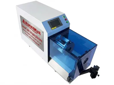 Poloautomatický stroj na odizolování koaxiálních kabelů WPM-35120