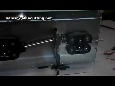 Automatický stroj na odizolování a řezání kabelů s pláštěm (vnitřní i vnější)
