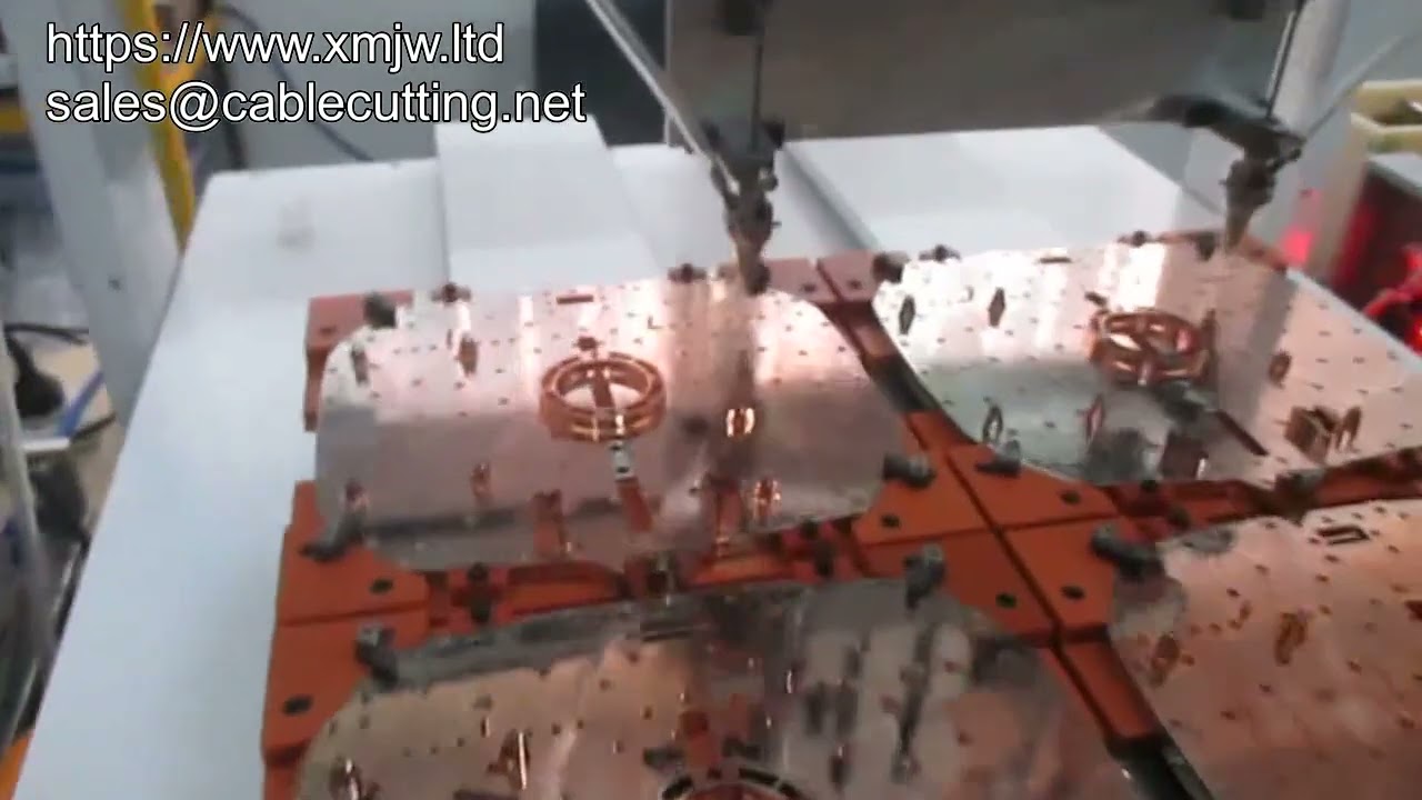 Automatický elektrický šroubovák s pneumatickým podavačem šroubů pro rychlou montáž
