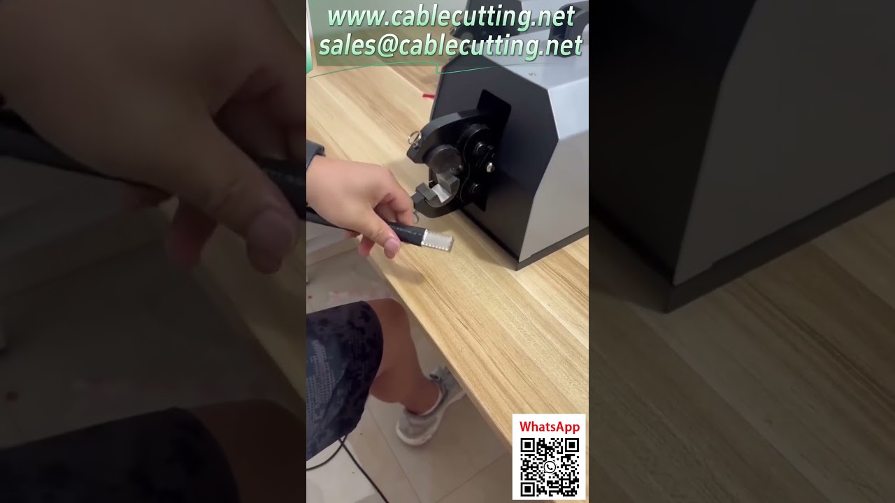 Pneumatický krimpovací nástroj 500A | Zakázkové matrice pro krimpování trubkových konektorů 120mm² (SCOT)
