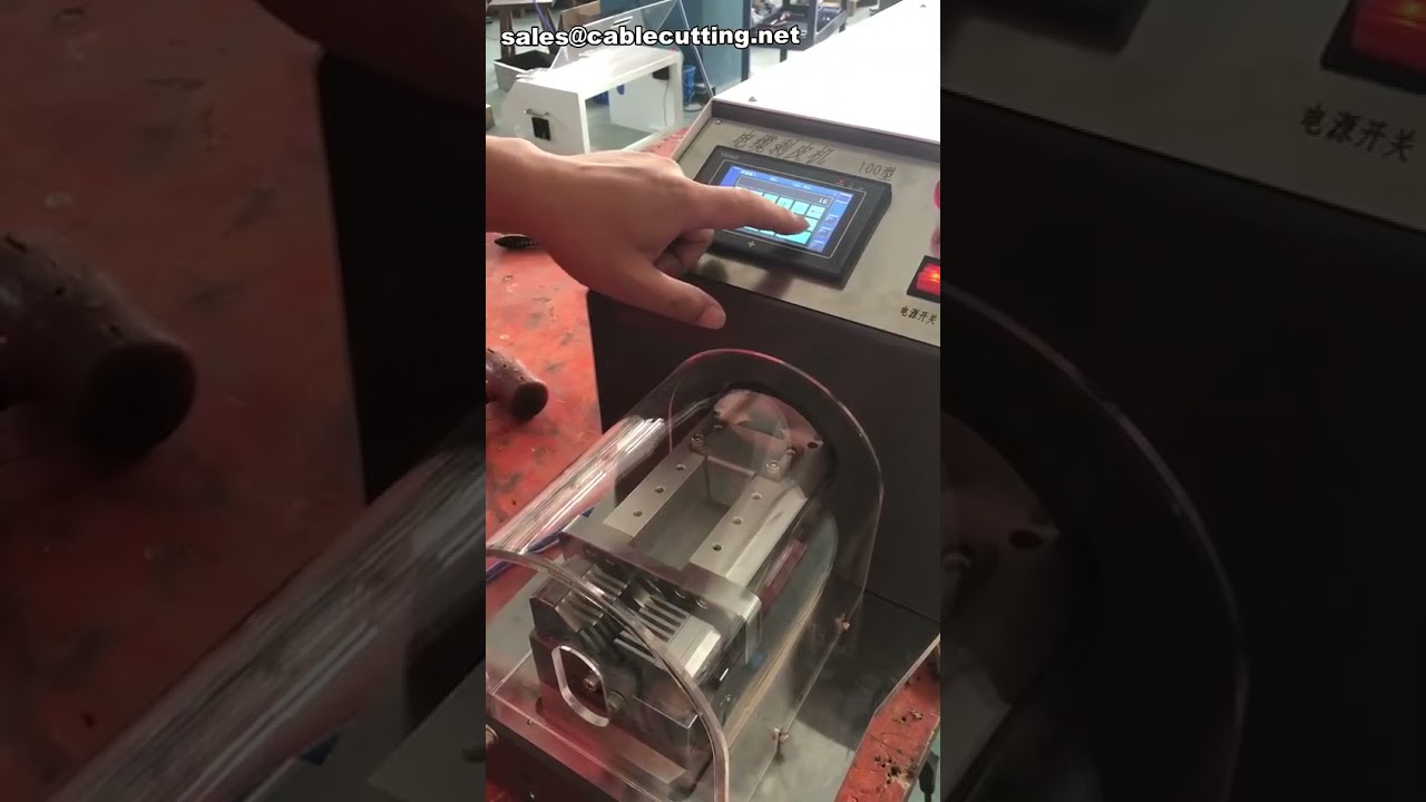 Pneumatický odizolovač kabelů s rotačním nožem | Automatické odizolování vodičů pro výrobu