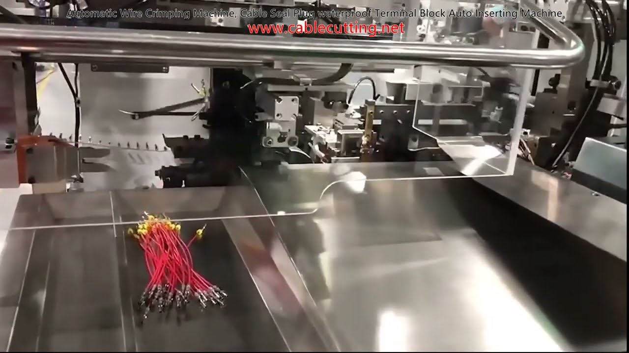 Automatický krimpovací stroj na kabely s vodotěsnými záslepkami a vkládáním svorek