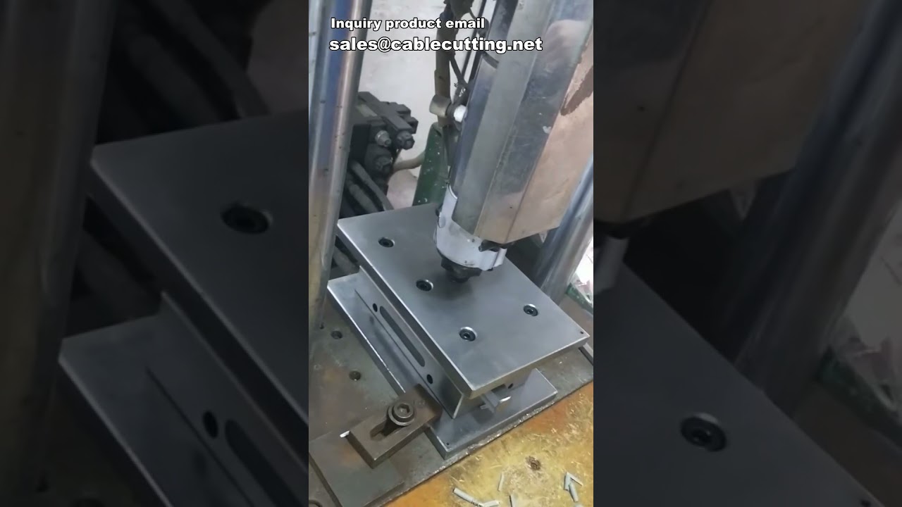 Customized USB Cable Plug Injection Molding Mold | High-Precision Mould