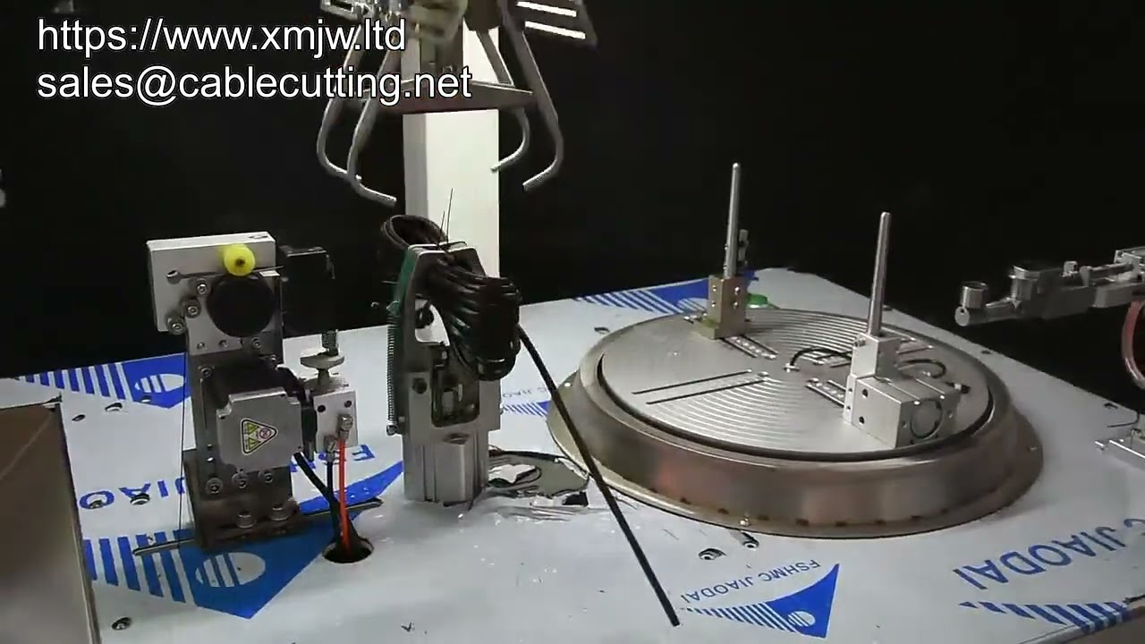 Automatické vázání drátů a kabelů – stroj na navíjení a twist tie upevnění