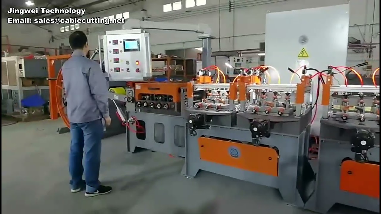 Hydraulický pětistacionární automatický tvářecí stroj na drát - zařízení na tvarování a ořezávání kovů