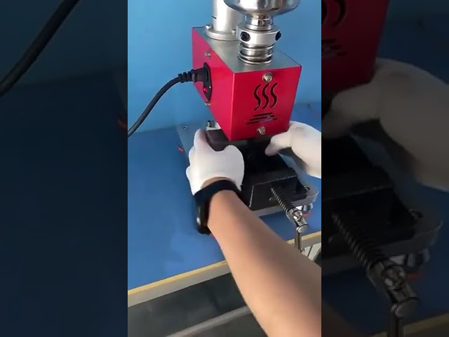 Nejnovější Mini 20G ruční vstřikovací lis | Stolní vertikální extrudér na plasty
