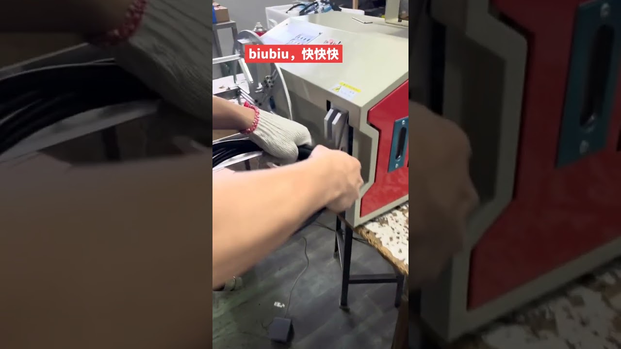 Stroj na navíjení a vázání datových kabelů | Automatizace výroby