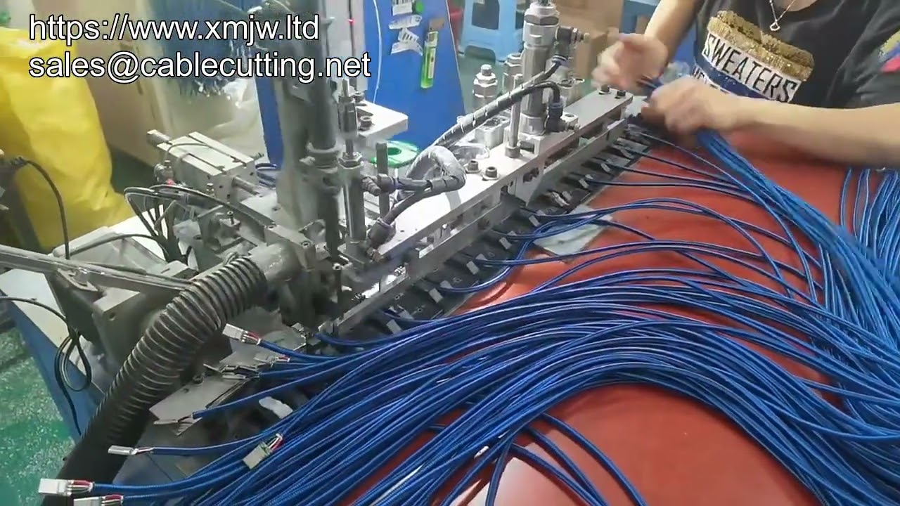 Automatic Mobile Phone USB Connector Data Cable Making Machine with Auto Charging Lug Tin Soldering